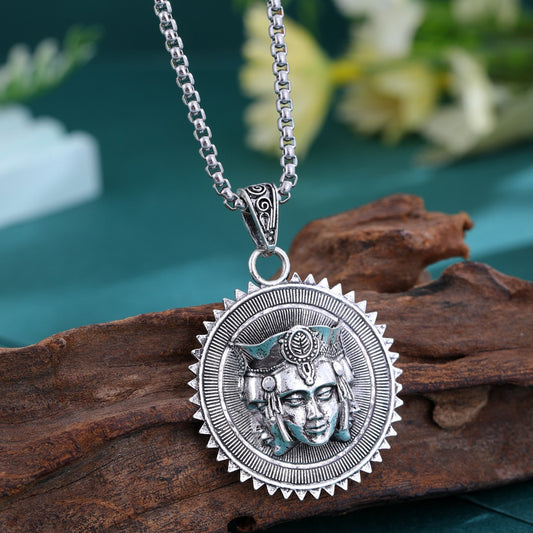 Head Pendant Sweater Chain Necklace For Men
